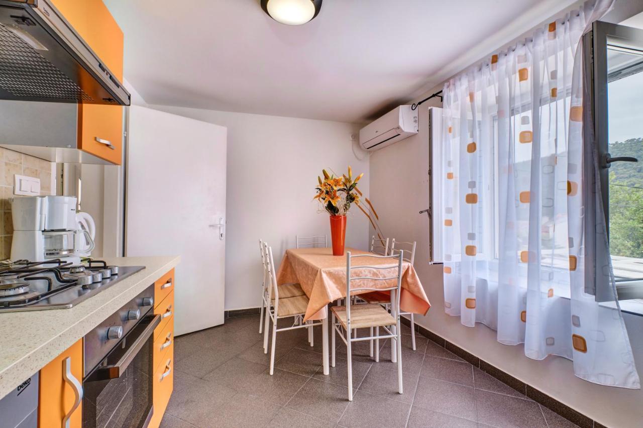 Apartments Ljubica Veli Losinj Exterior photo